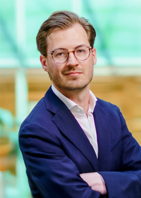 Yannick Limburg - Manager