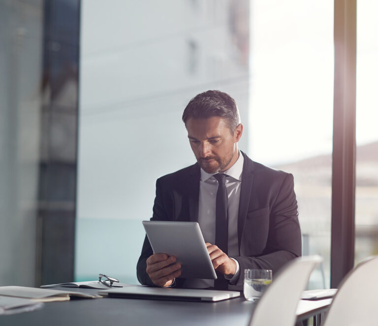 employee on tablet
