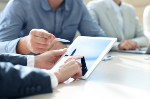what is an m and a advisor